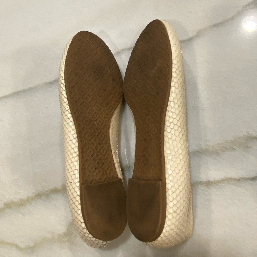 Tory Burch Cream Flats - Picture 13 of 16